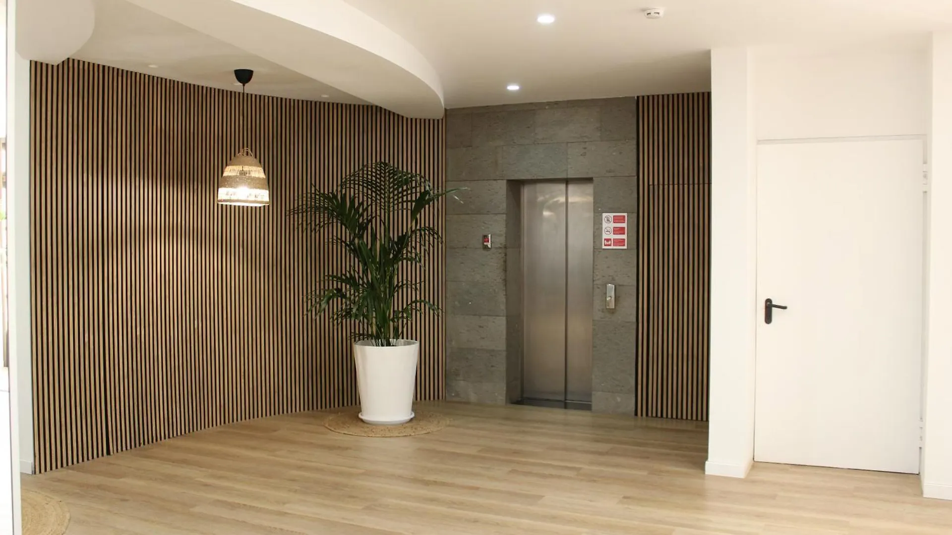 Apartamentos Fayna Playa del Ingles  2*, Playa del Ingles (Gran Canaria)